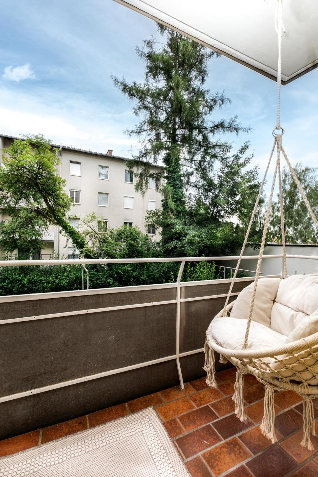 Design-Apartment In Linz Mit Netflix & Balkon Eksteriør billede